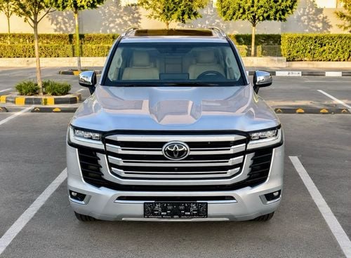 تويوتا لاند كروزر VXR