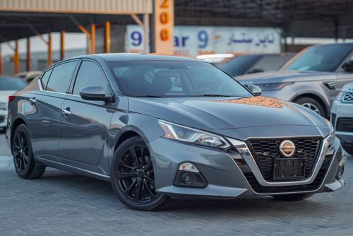 Nissan Altima Full options