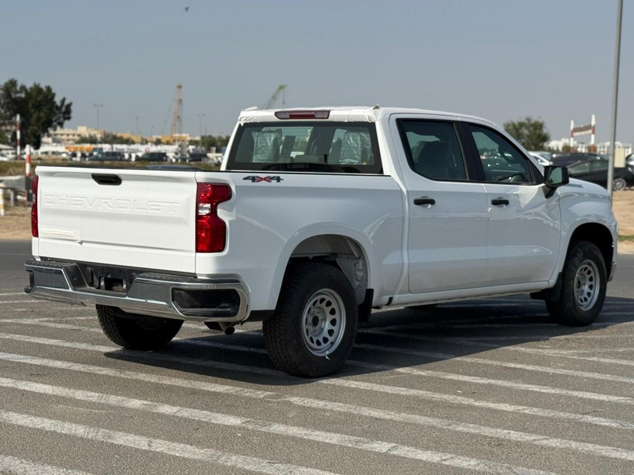 Chevrolet Silverado 1500 RST 1500 REG/CAB TRAILBOSS CLOTH 5.3 V8 RST 5.3 V8 GCC SPECS