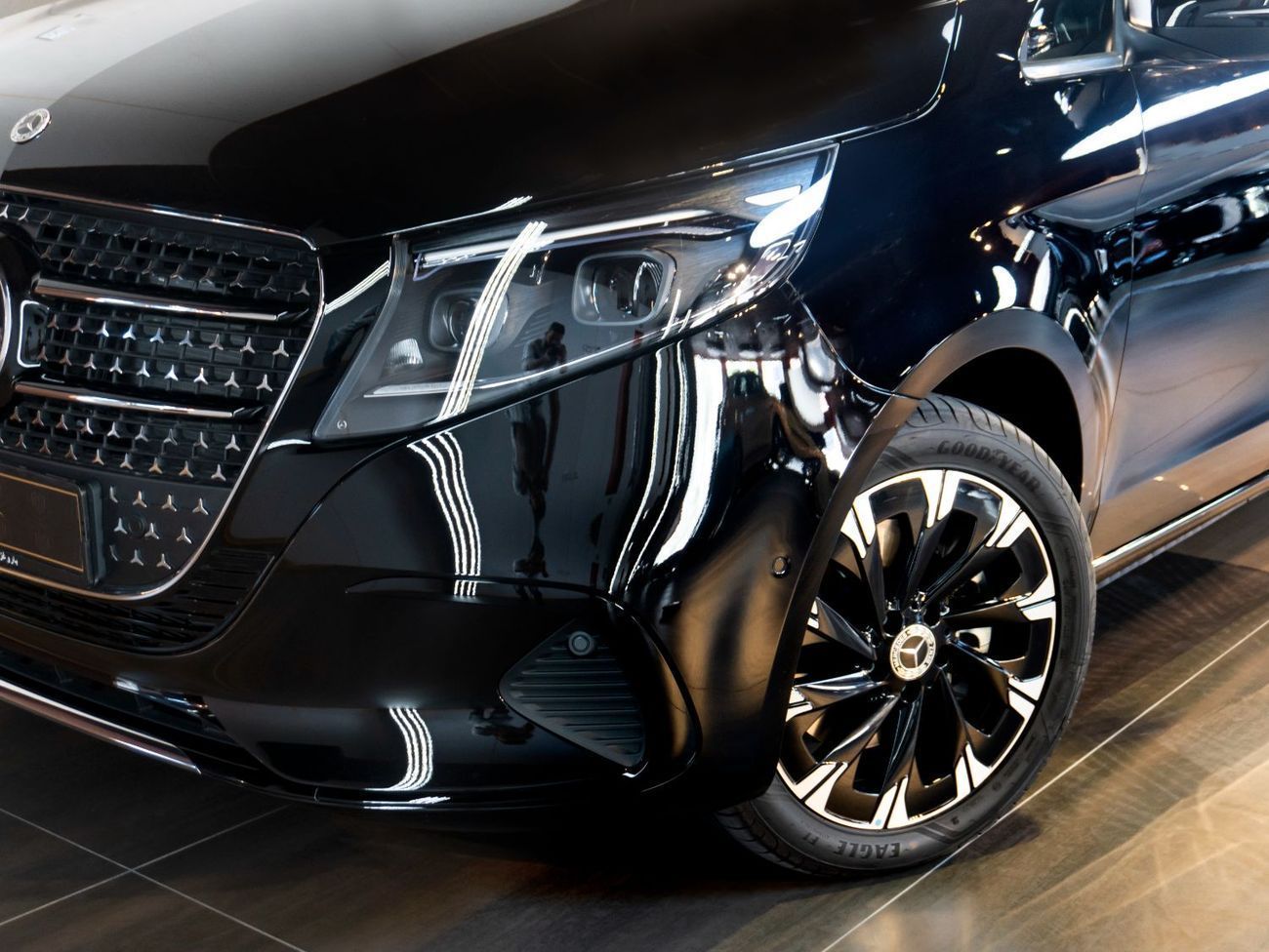 مرسيدس بنز V 300 Built by Barugzai | 6 Seater VIP Interior | Agency Warranty