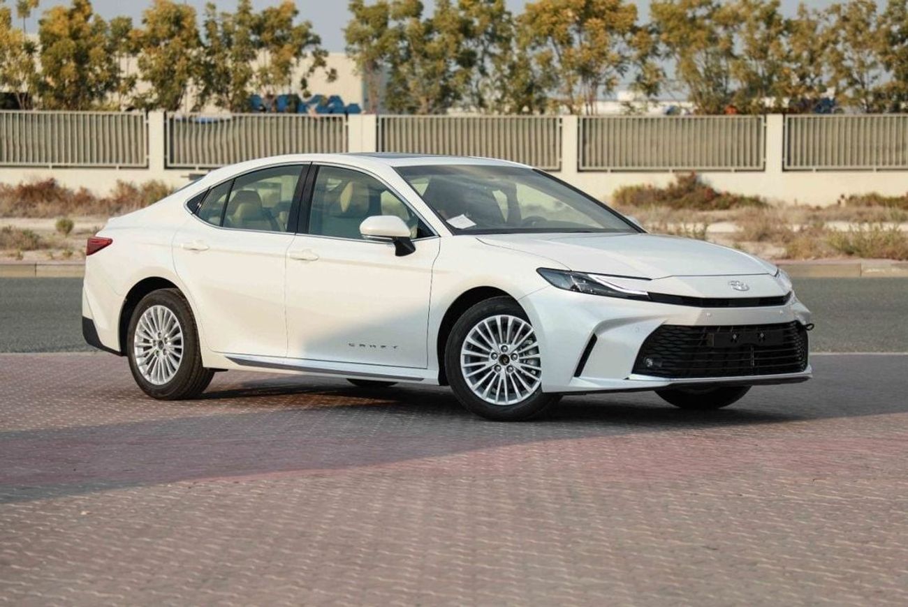 Toyota Camry 2025 TOYOTA CAMRY LE 2.5 - PLATINUM WHITE PEARL inside BEIGE | Export Only