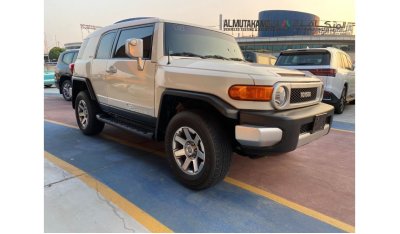 Toyota FJ Cruiser GXR GCC SPEC NEAT AND CLEAN