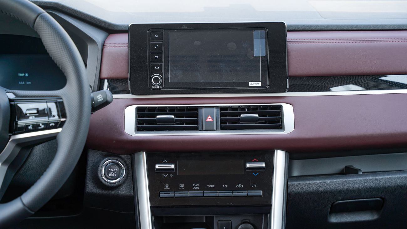 Mitsubishi Xpander Cross