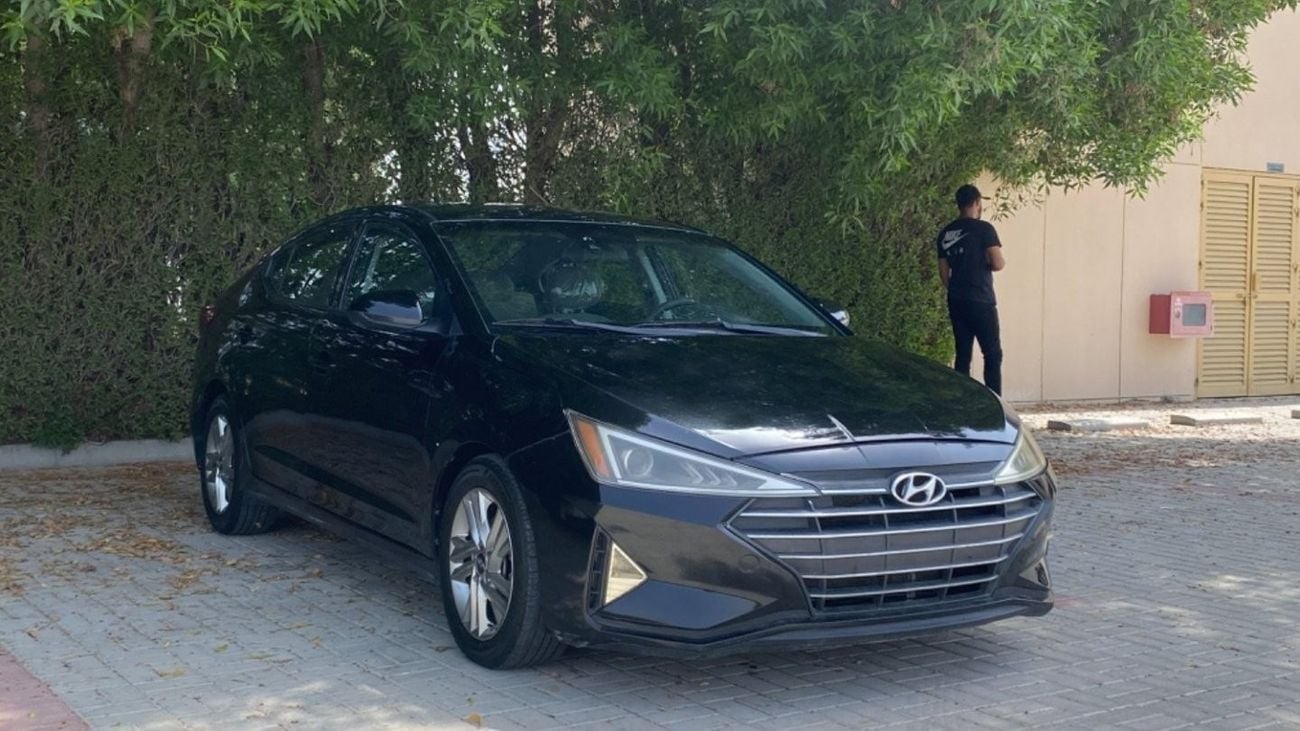 هيونداي إلانترا GL