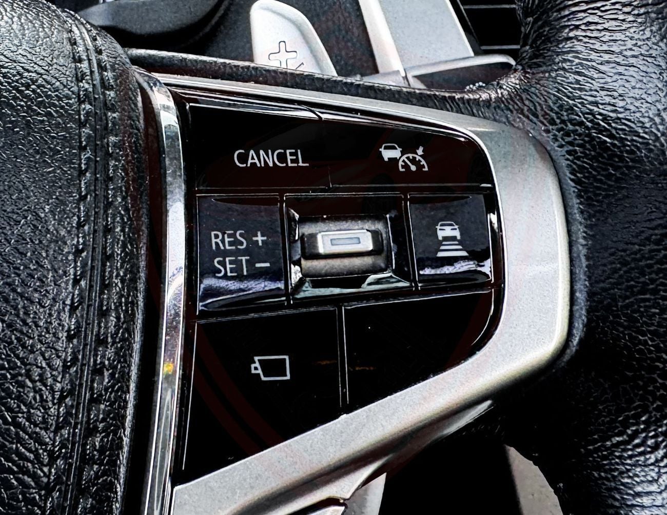 Mitsubishi Montero Sport GLS Premium 3.0L (7 Seater) Mitsubishi Montero Sport | 3.0 L | 2022 | GCC | Accident-Free | In Excel