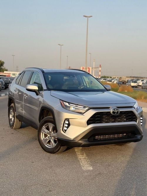Toyota RAV4 RAV4 Xle AWD 4x4 Full option