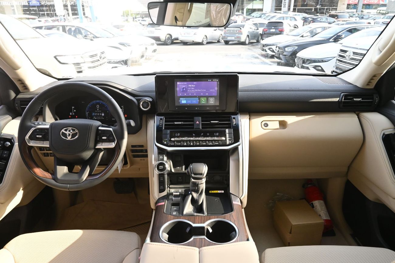 تويوتا لاند كروزر GXR Toyota Land Cruiser GX-R 4.0L V6 Petrol Model 2026
