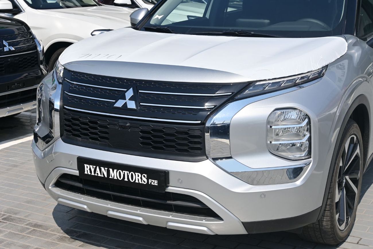 Mitsubishi Outlander Mitsubishi Outlander Hi-Line 2.5L Petrol 4WD, Model 2025, Color Silver