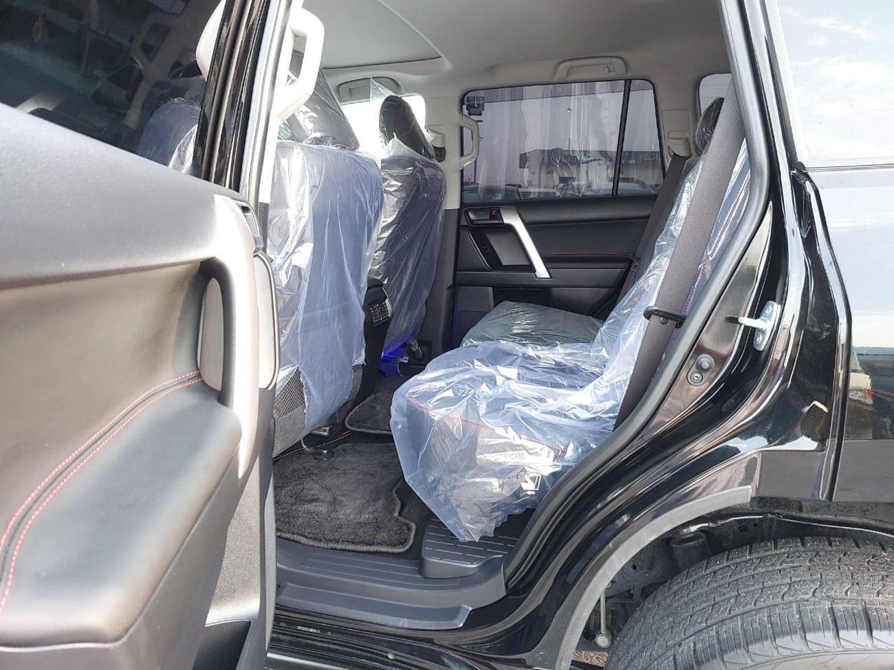 Toyota Land Cruiser TOYOTA LAND CRUISER PRADO SUV RHD 2022 MODEL 2.7 L PETROL AUTOMATIC(PM41440)