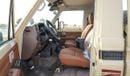 Toyota Land Cruiser Pick Up LX 4.0L V6 A/T