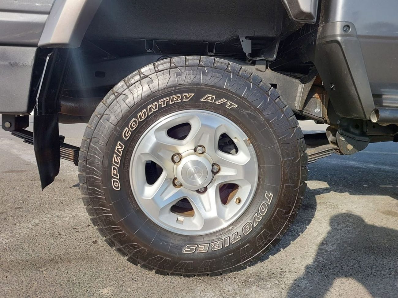 Toyota Land Cruiser TOYOTA LAND CRUISER PICKUP RHD 2023 MODEL 4.5 L DIESEL MANUAL(PM07654)