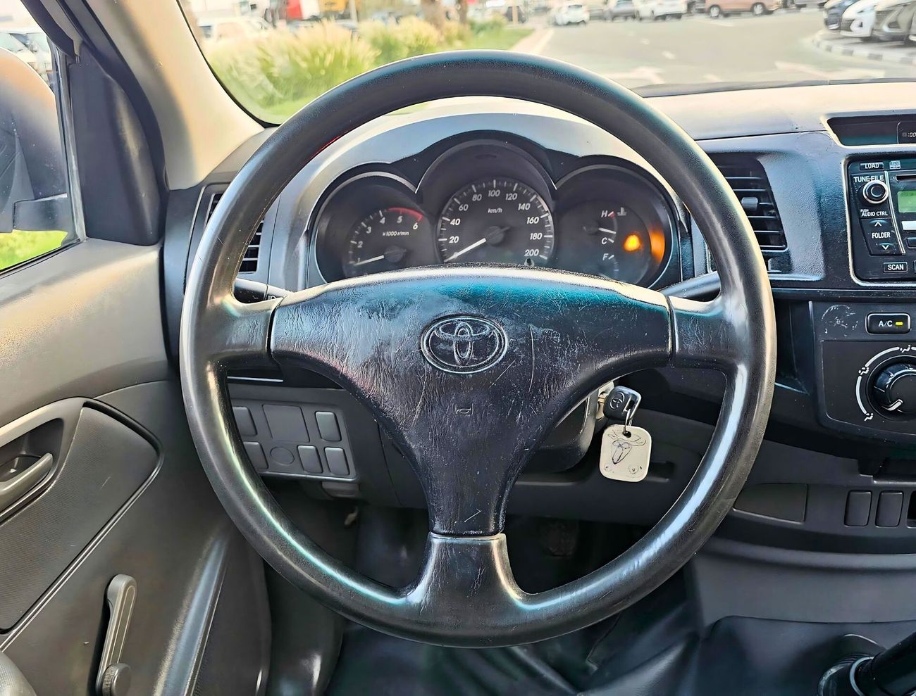 Toyota Hilux DIESEL/ 4WD/ MANUAL/ LOT# 39298