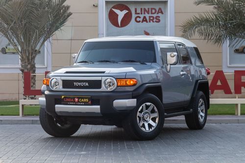 تويوتا إف جي كروزر Std 4.0L (270 HP)