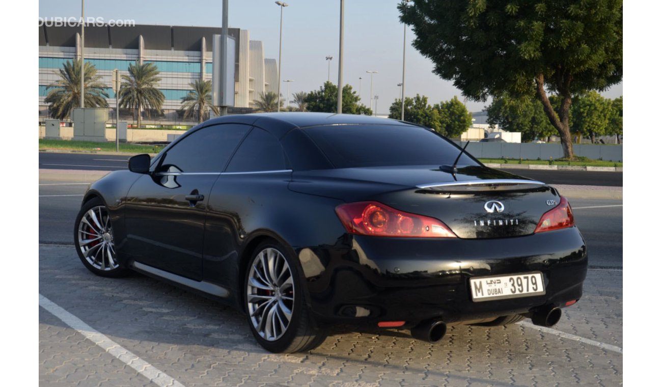 Infiniti G37 S (Top of the Range)