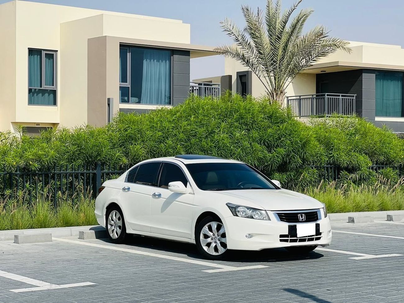 Honda Accord || GCC || Top-end || Well Maintained