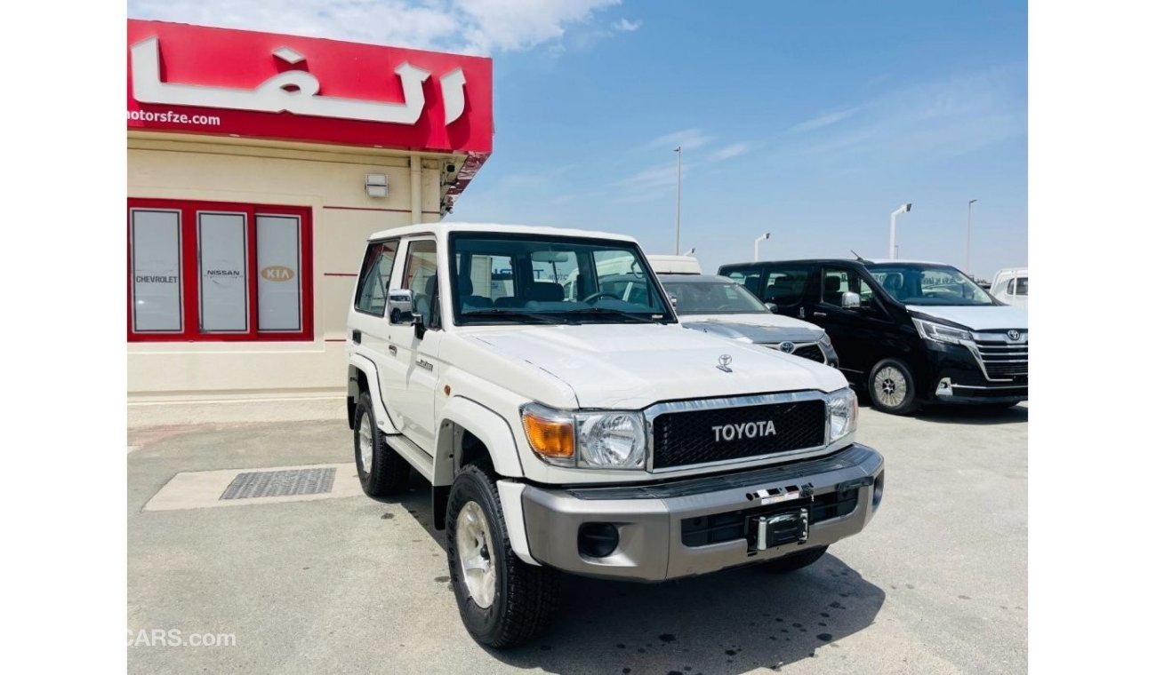 تويوتا لاند كروزر هارد توب 71Series 4.0L petrol 2 DOORS with( WINCH+DIFFLOCK) 2023