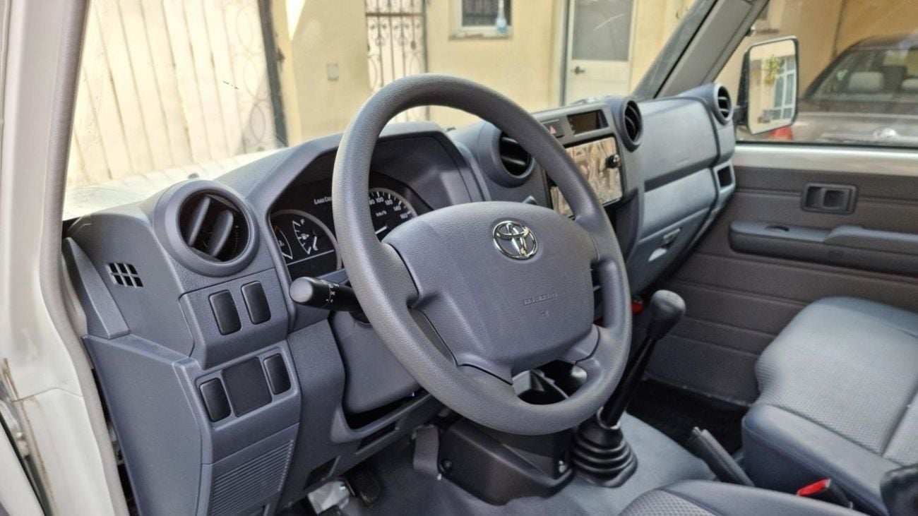 Toyota Land Cruiser 70 HZJ76 4.2L Diesel 2023YM Brand New [OPEN DESTINATION EXPORT]