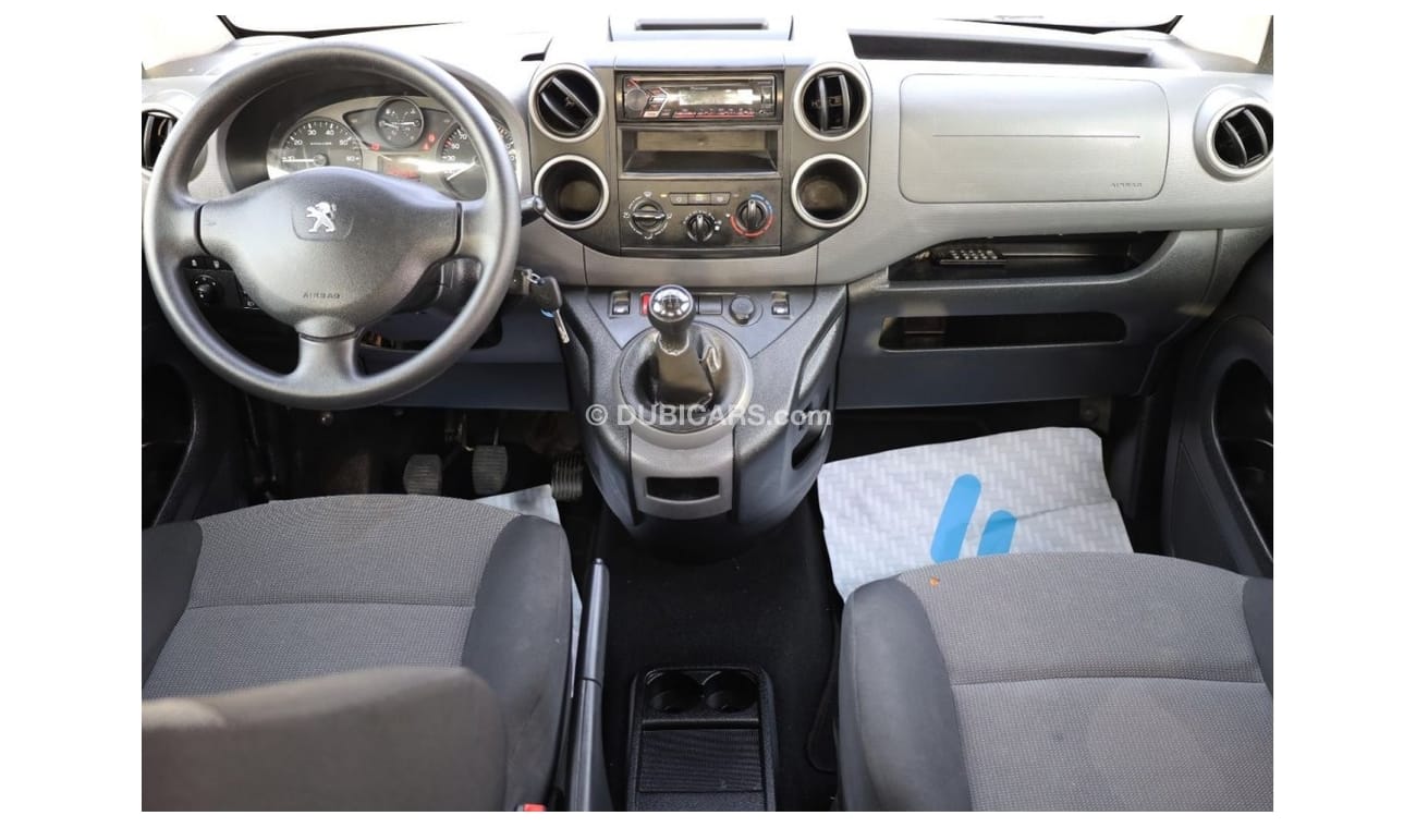 بيجو بارتنر Tepee | 5 Seater - Manual - 1.6L | GCC Specs | Excellent Condition