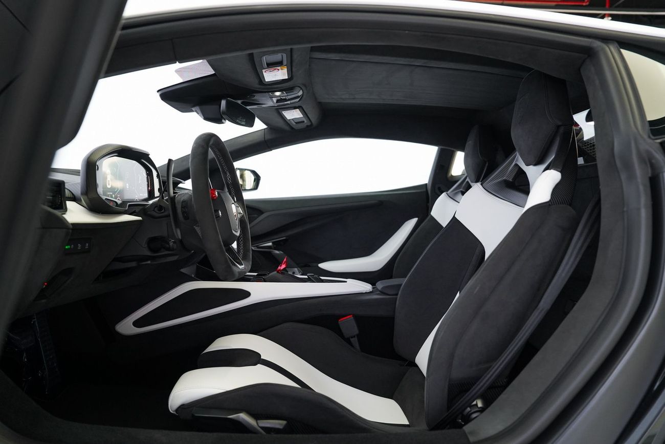 Lamborghini Revuelto 6.5L V12 Hybrid