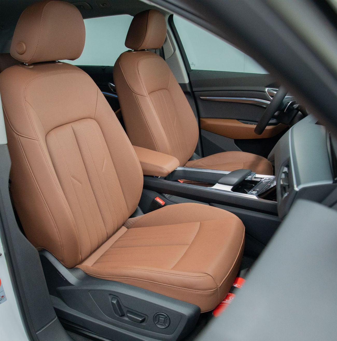 أودي اي ترون 55 Quattro