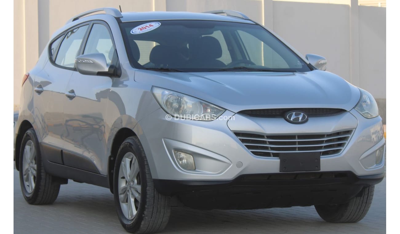 Hyundai Tucson GL Hyundai Tucson 2014 GCC in excellent condition without accidents, very clean from inside and outs