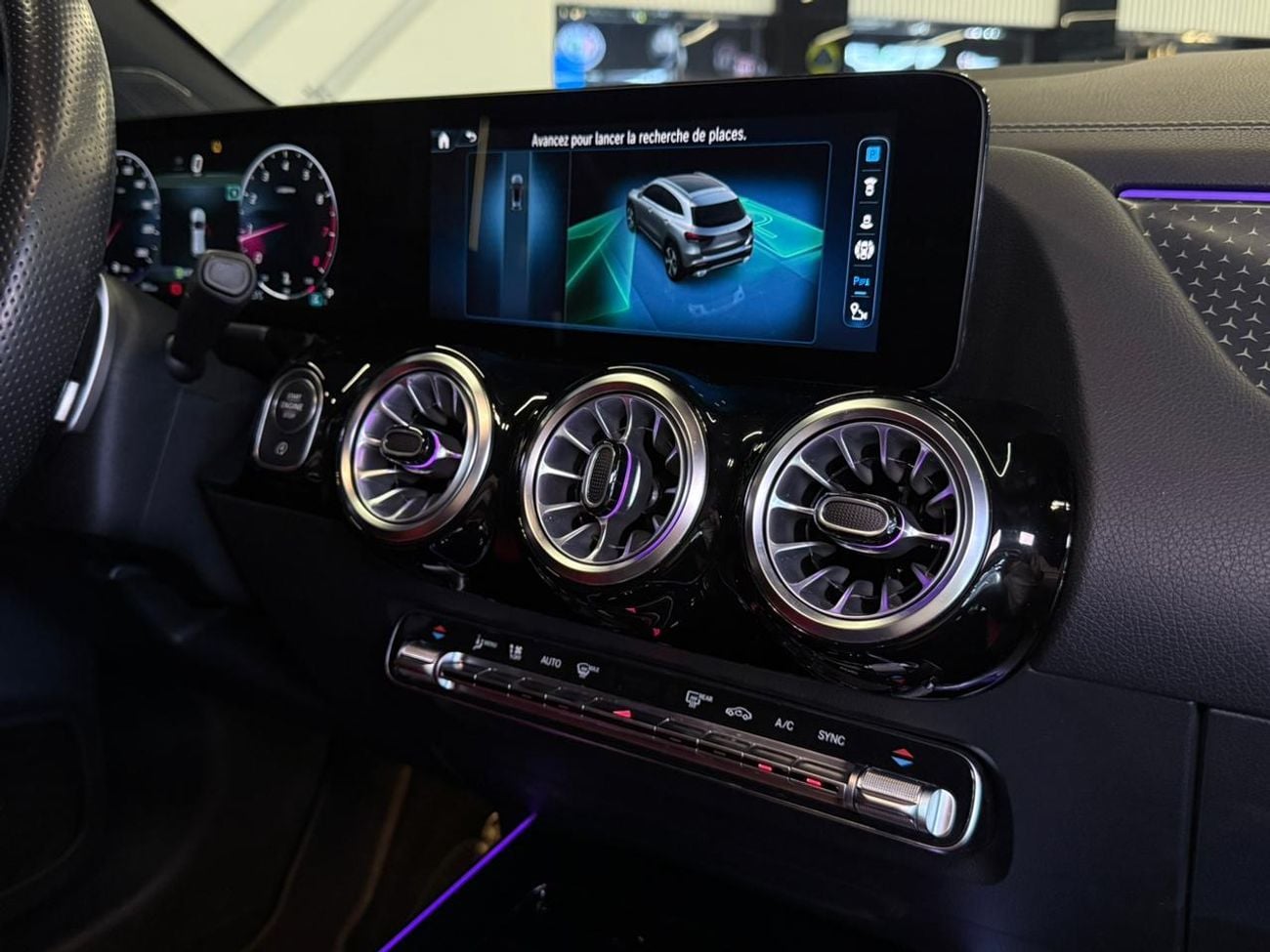 مرسيدس بنز GLA 200 AMG PREMIUM GLA200 | 2,380 AED Monthy | GARGASH WARRANTY & SERVICE