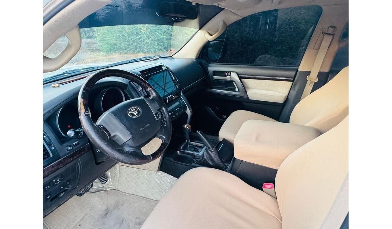 Toyota Land Cruiser 5.7L PETROL V8 AUTOMATIC TRANSMISSION