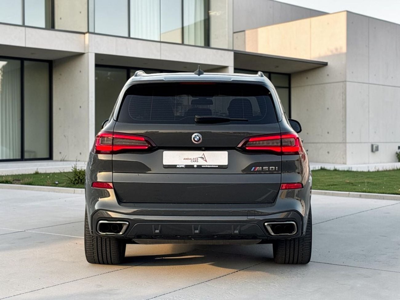 BMW X5 M50i 4.4L AED 4,304 P.M | 0% DOWN PAYMENT | BMW X5 M50I | 2023 | Under warranty and Valid Service Co