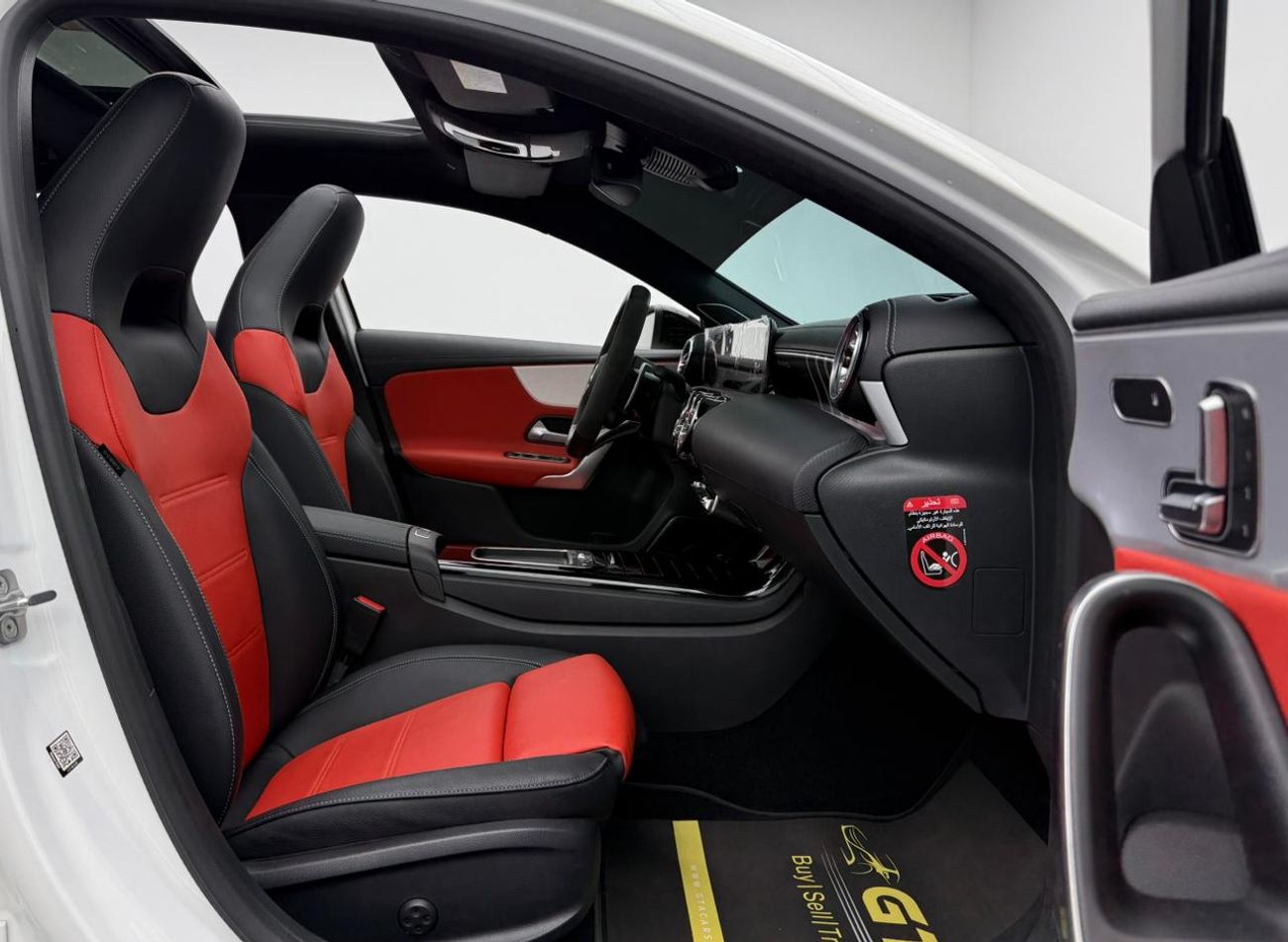 مرسيدس بنز A 45 S AMG 4MATIC+ 2025 Mercedes-Benz A45 S AMG ,EMC Warranty+Service Contract ,GCC