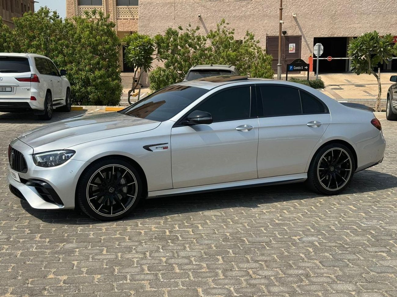 مرسيدس بنز E300