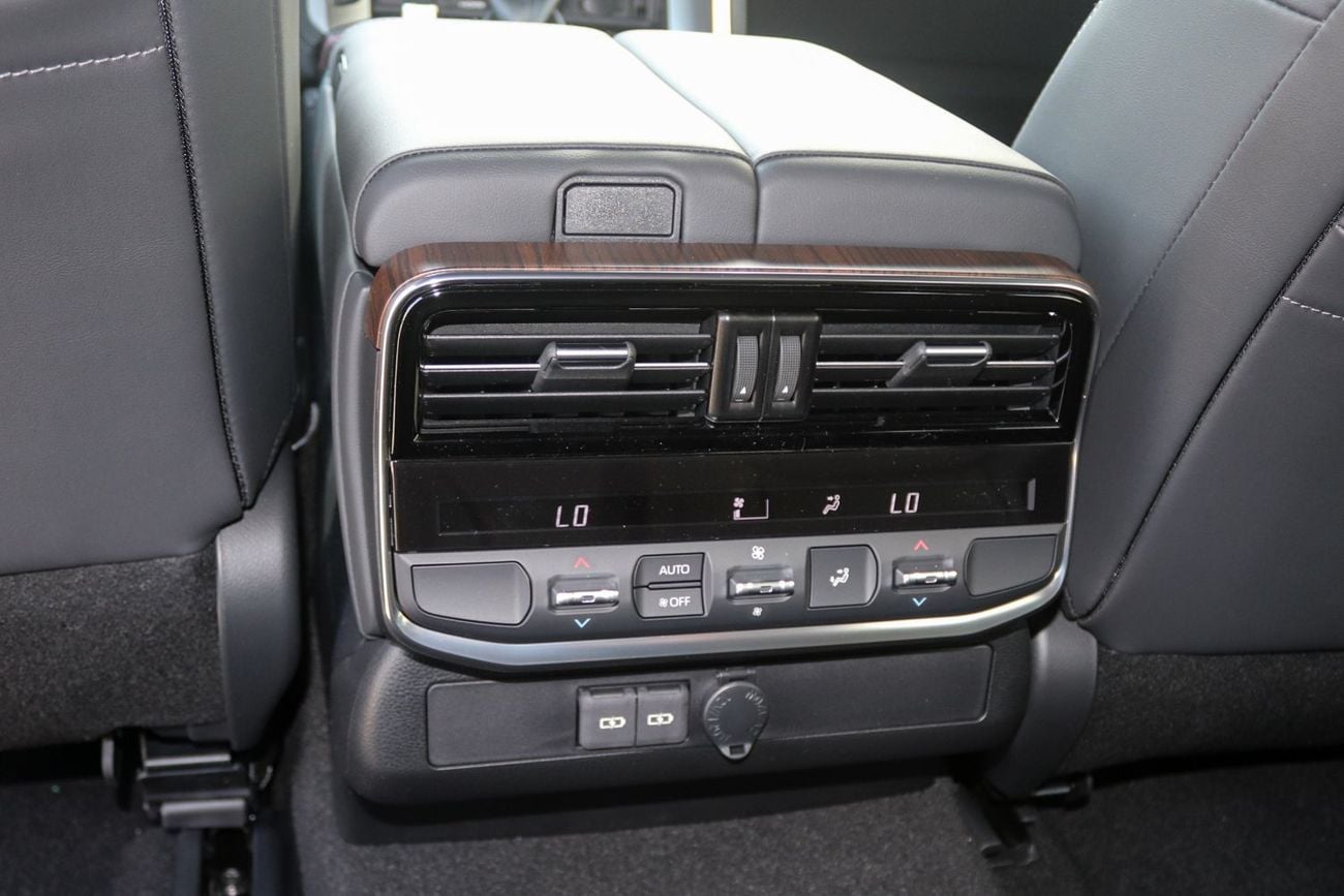 Toyota Land Cruiser 2026 Model Toyota Land Cruiser (LC300) VX, 4.0L Petrol 4WD 6A/T