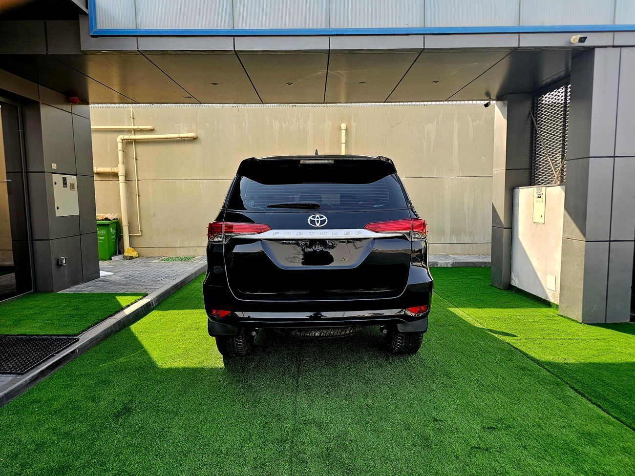 تويوتا فورتونر EXR 2023 / V4 2.7L / 4WD / GCC / EXPORT ONLY