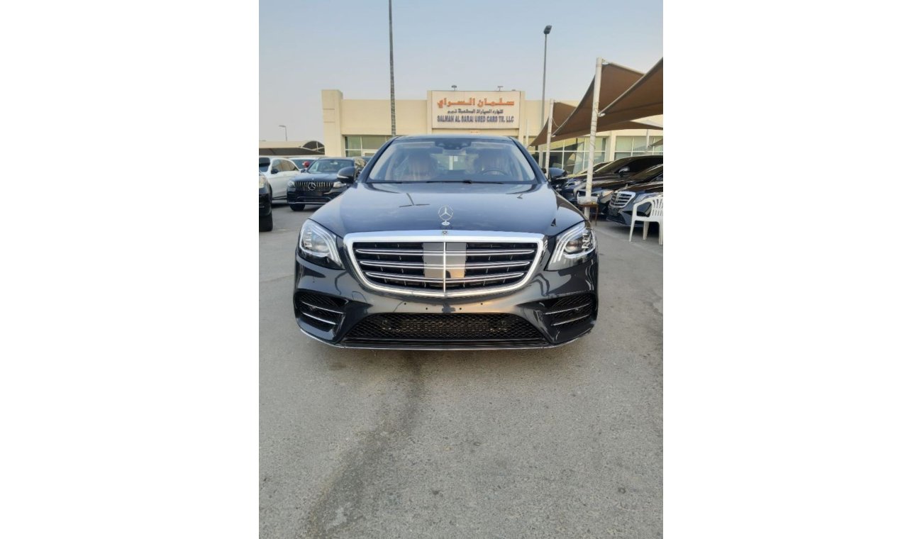 Mercedes-Benz S 550 الشارقة