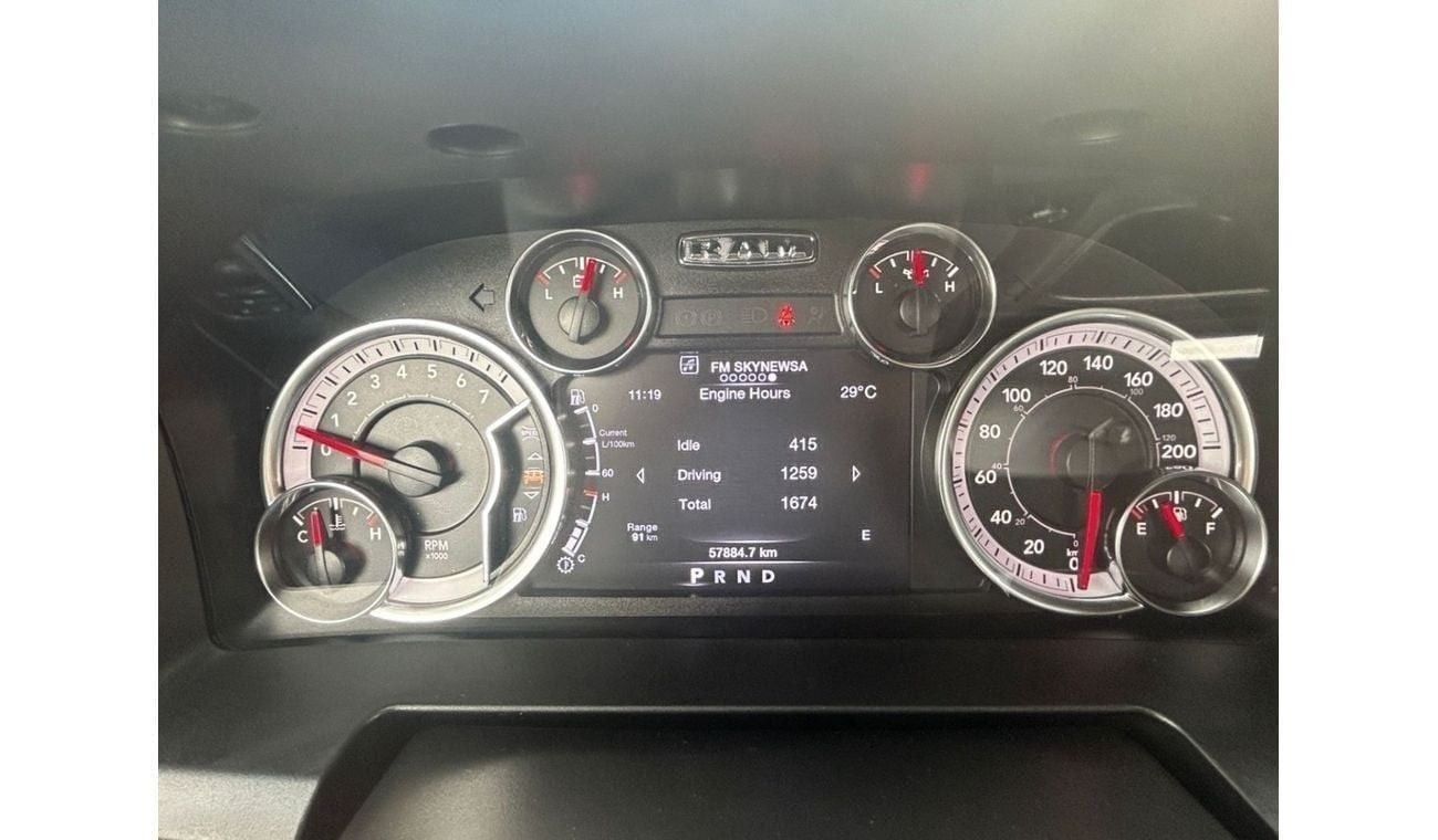 RAM 1500 DODGE RAM 5.7 WARLOCK 2021 GCC LOW MILEAGE WITH AGENCY WARRANTY  & SERVICE CONTRACT TILL 2027 IN MIN