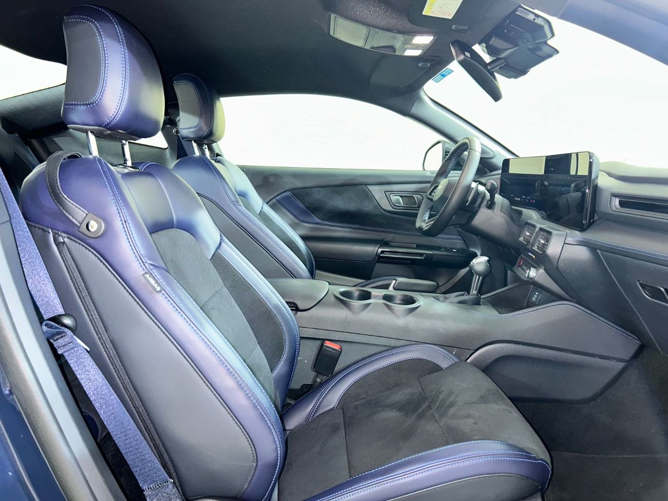 Ford Mustang DARK HORSE 5.0 (500HP) A/T