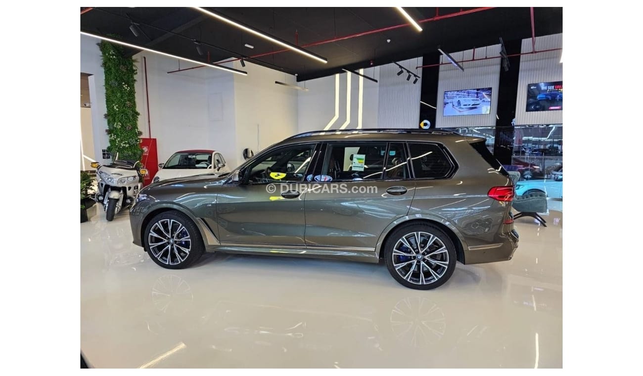 BMW X7 M50i Luxury BMW X7 50i Mkit/2022 /2 Years Warranty/Brand New