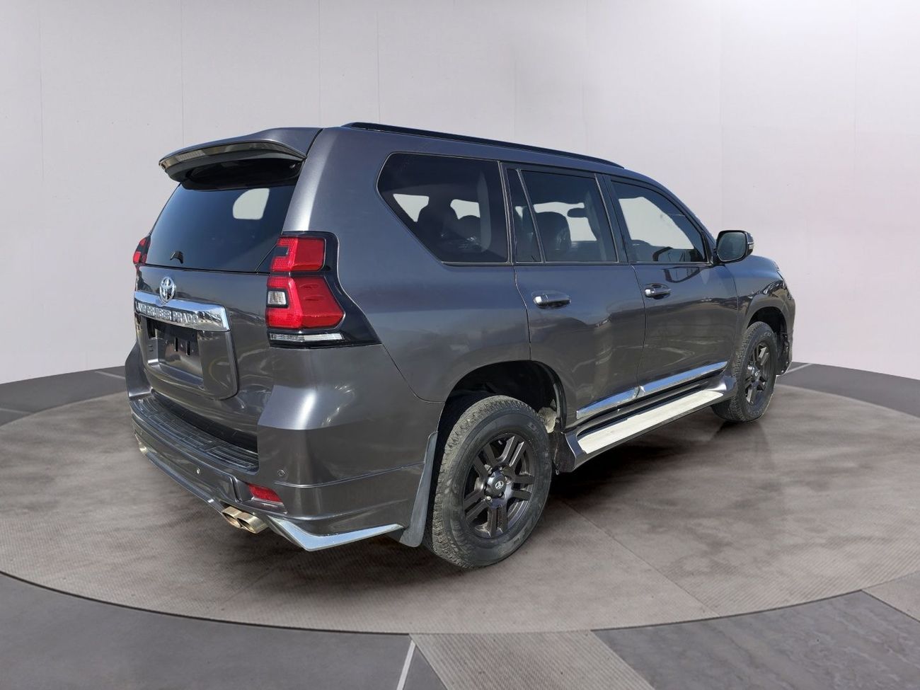 تويوتا برادو 4x4 Diesel Right Hand Drive (Export Only )