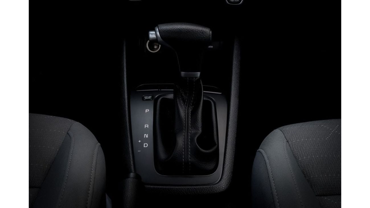 كيا ريو Kia Rio 2021 GCC under Agency Warranty with Flexible Down-Payment/ Flood Free.