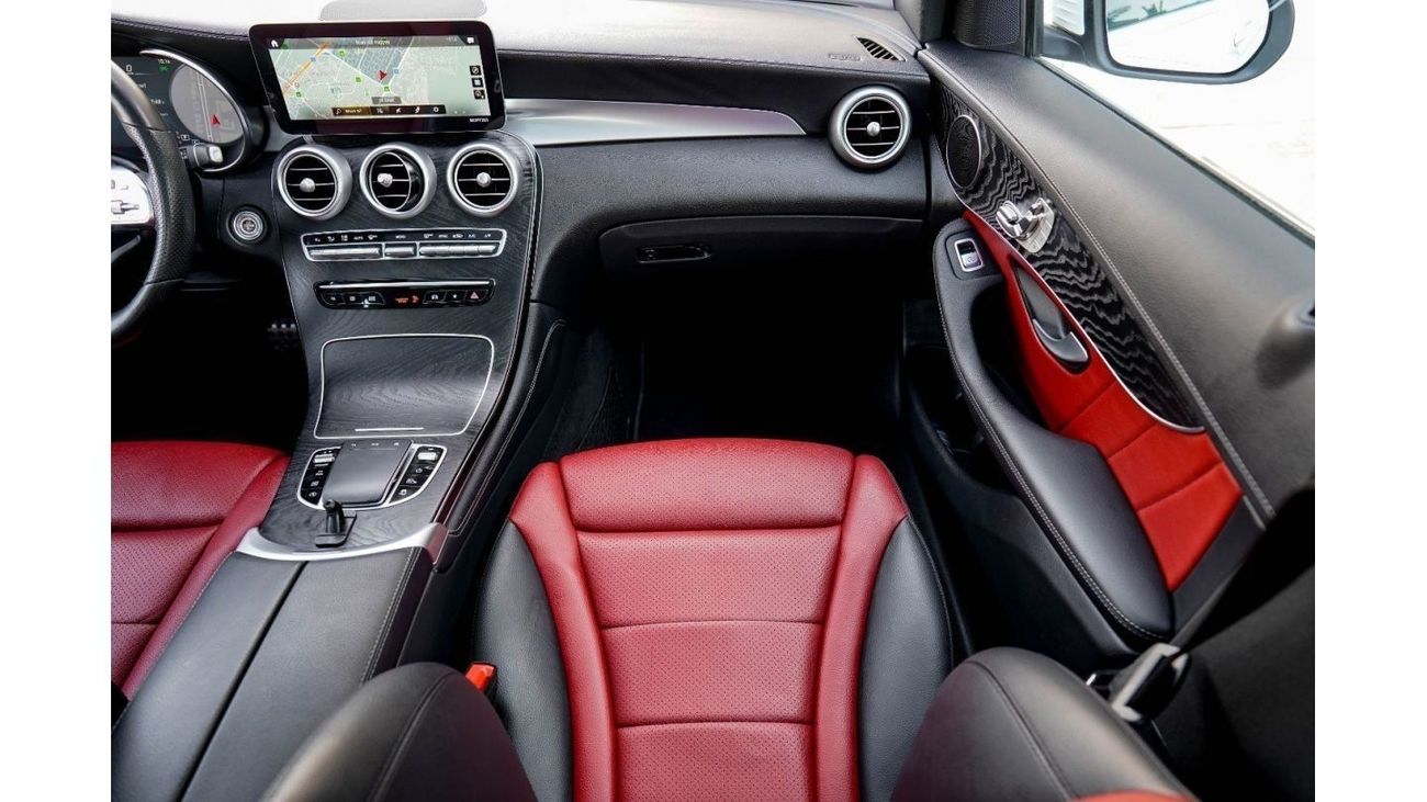 Mercedes-Benz GLC 300 Premium