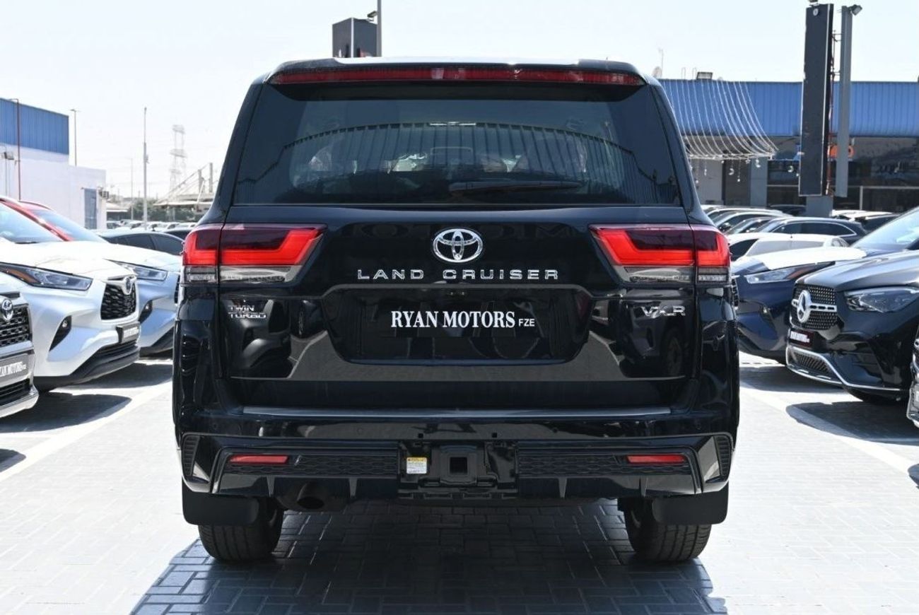Toyota Land Cruiser Toyota Land Cruiser VXR 3.5L TwinTurbo V6 Petrol, Aerokit (New) Color Black Model 2024