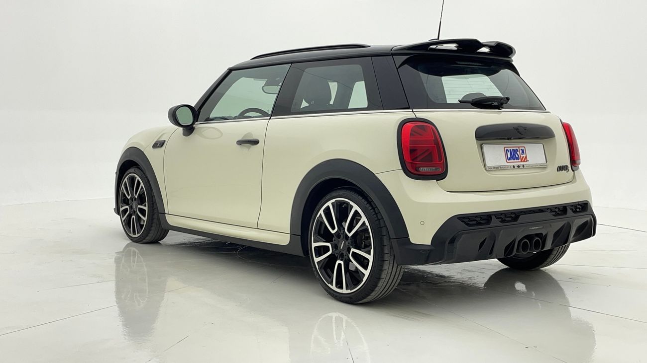 ميني كوبر JOHN COOPER WORKS 2 | بدون دفعة مقدمة | اختبار القيادة في المنزل