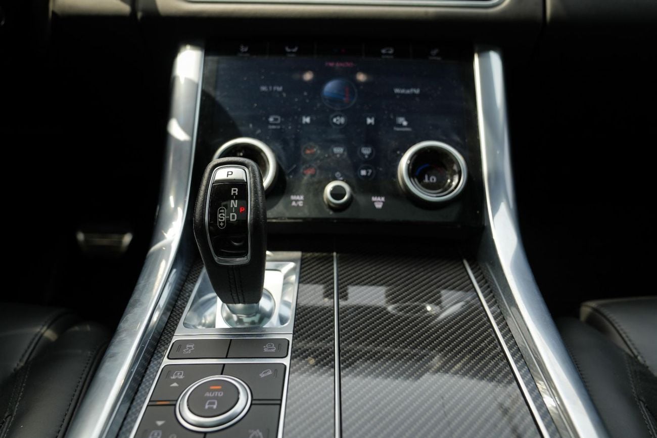 Land Rover Range Rover Sport SC SVR Autobiography 5.0L