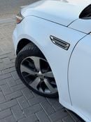 Kia Optima Si 2.4L 2.4L V4 / PANORAMIC SUNROOF / LEATHER / ROAD ASSIST / RIMS / IN PERFECT CONDITION