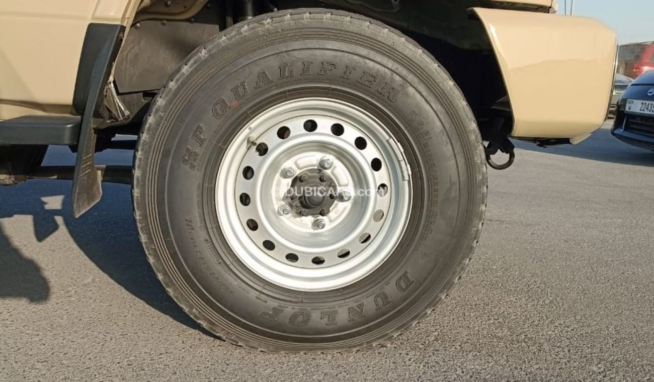 Toyota Land Cruiser Pick Up Single Cab Std Single Cab 4.0L V6 SC 2022MY Petrol ( Used )