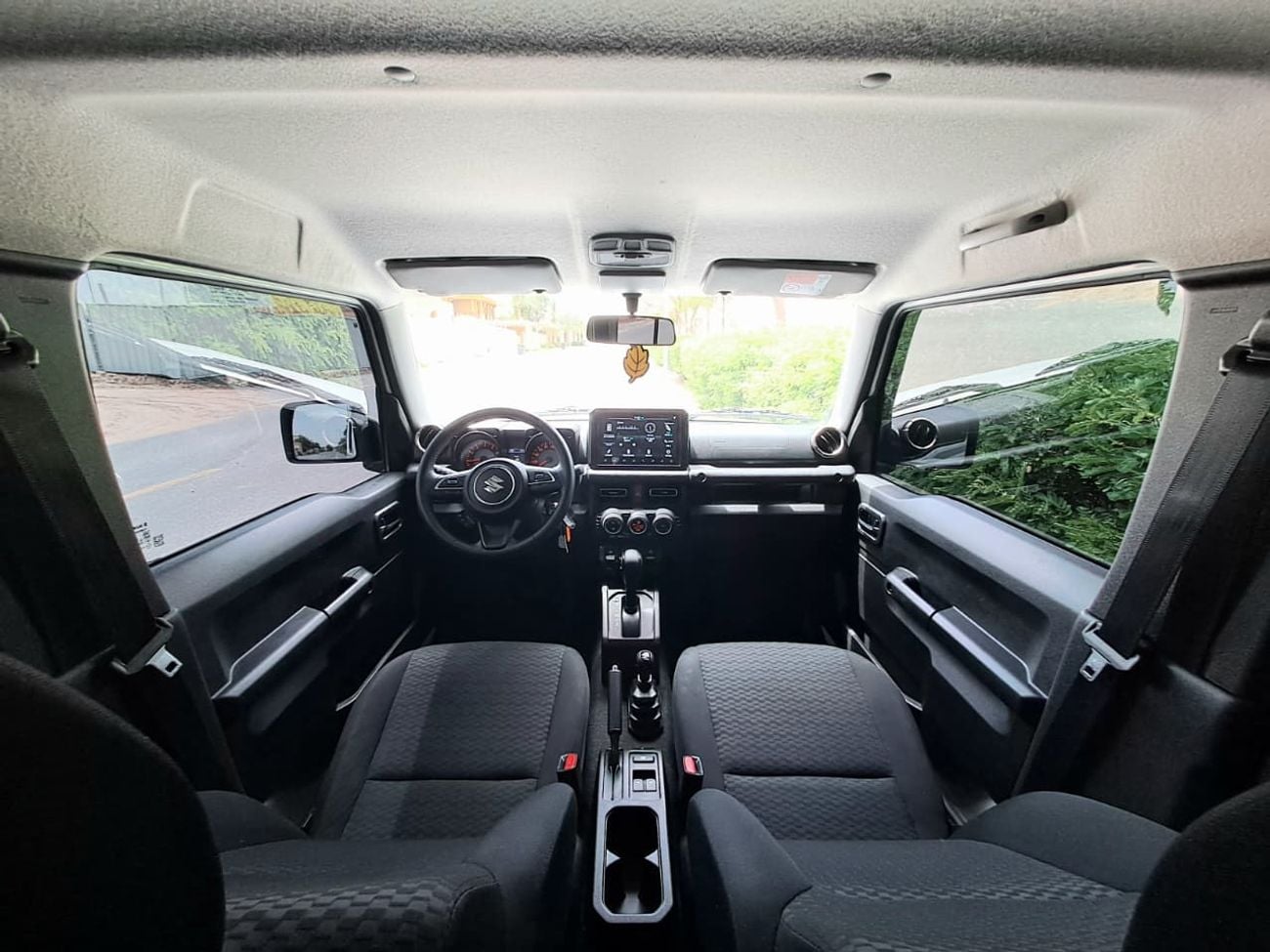 Suzuki Jimny GLX 1.5L (5-Doors) 1090-MONTHLY | 1.5 L | 4WD | GCC | CRUISE CONTROL I GPS I ACCIDENT FREE