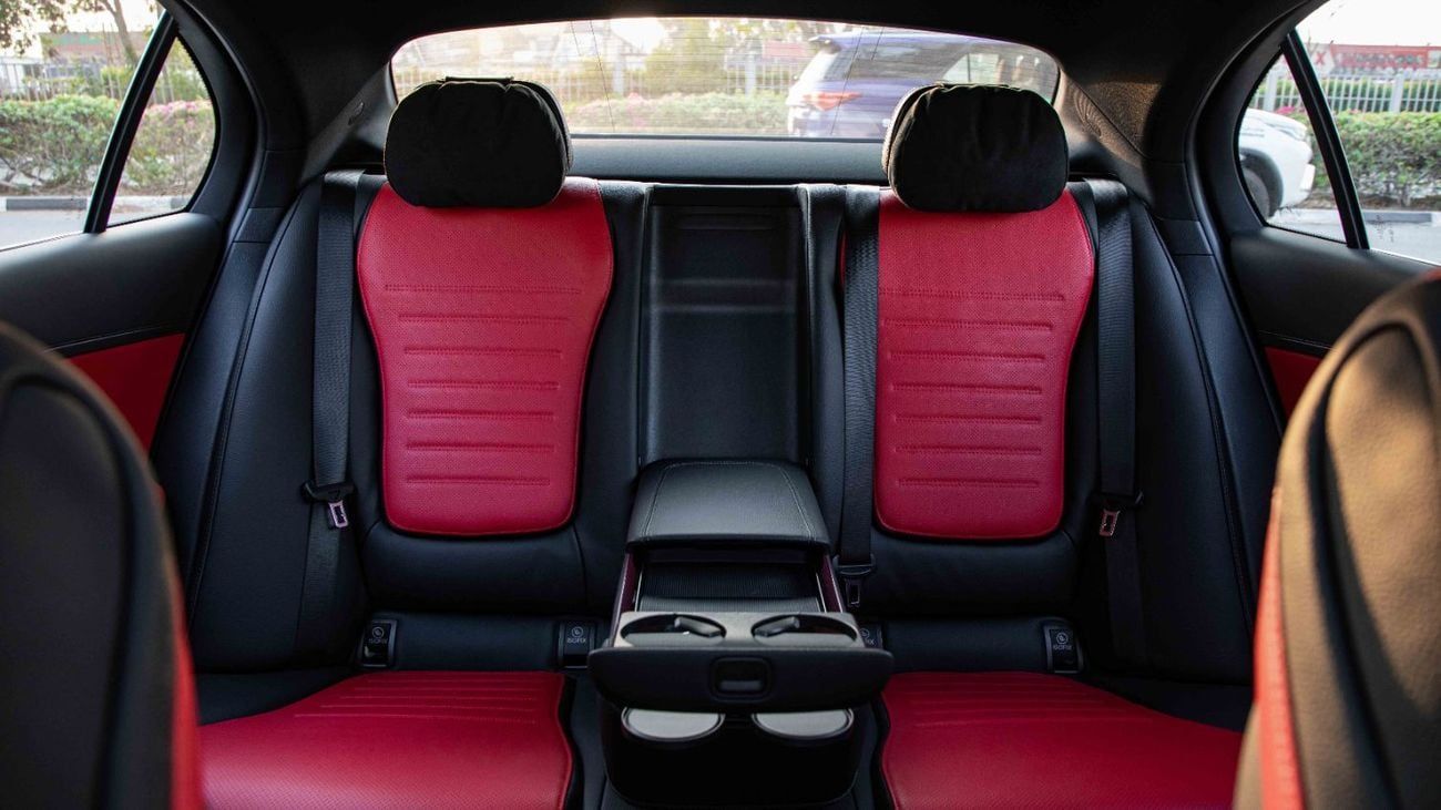 مرسيدس بنز C 200 L 2025 | For Local Registration +10%