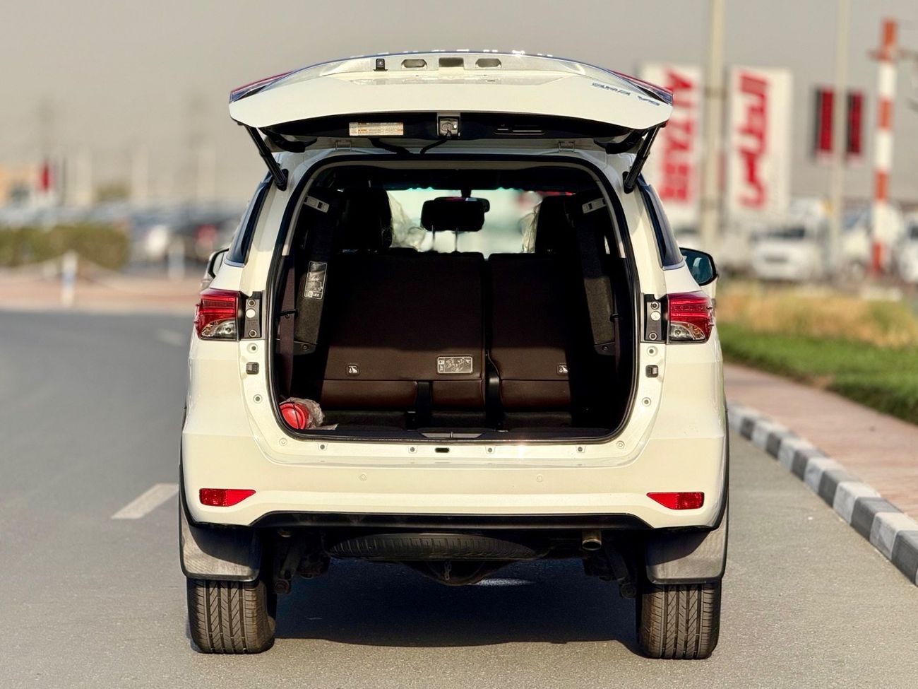 تويوتا فورتونر Toyota Fortuner Model 2018 fuel petrol V6 left hand drive