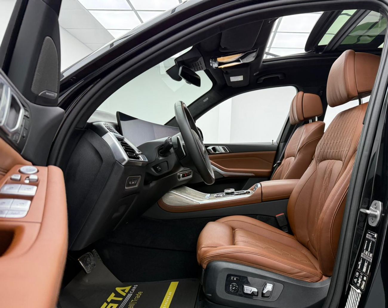 BMW X7 2024 BMW X7 xDrive40i M-Sport, 2029 BMW Warranty + Service Pack, Low Km, 7 Seater, Fully loaded, GCC