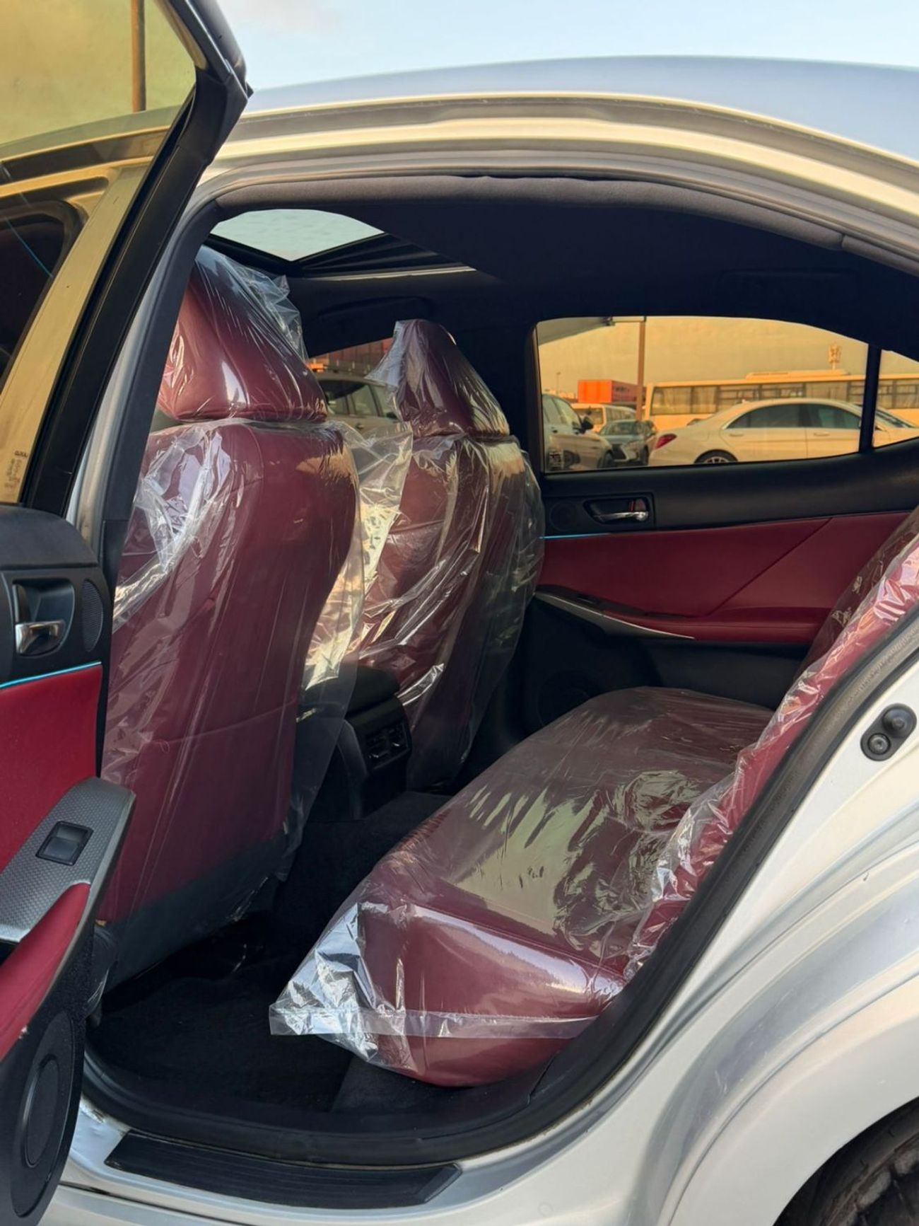 Lexus IS350 F Sport 3.5L (312 HP) Excellent condition inside and outside