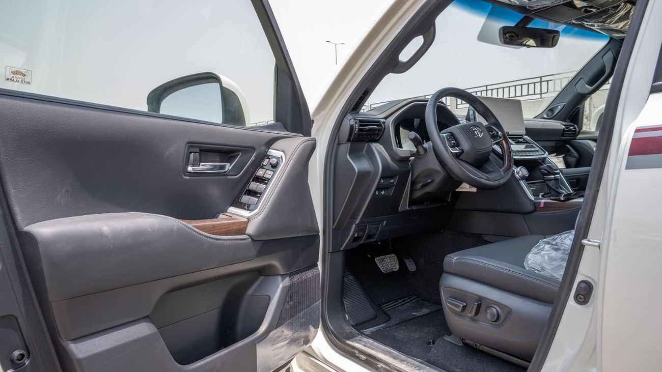 تويوتا لاند كروزر TOYOTA LANDCRUISER 3.3 GXR MID A -2025YM